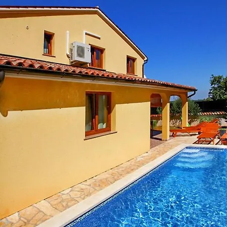 Luces Holiday home *